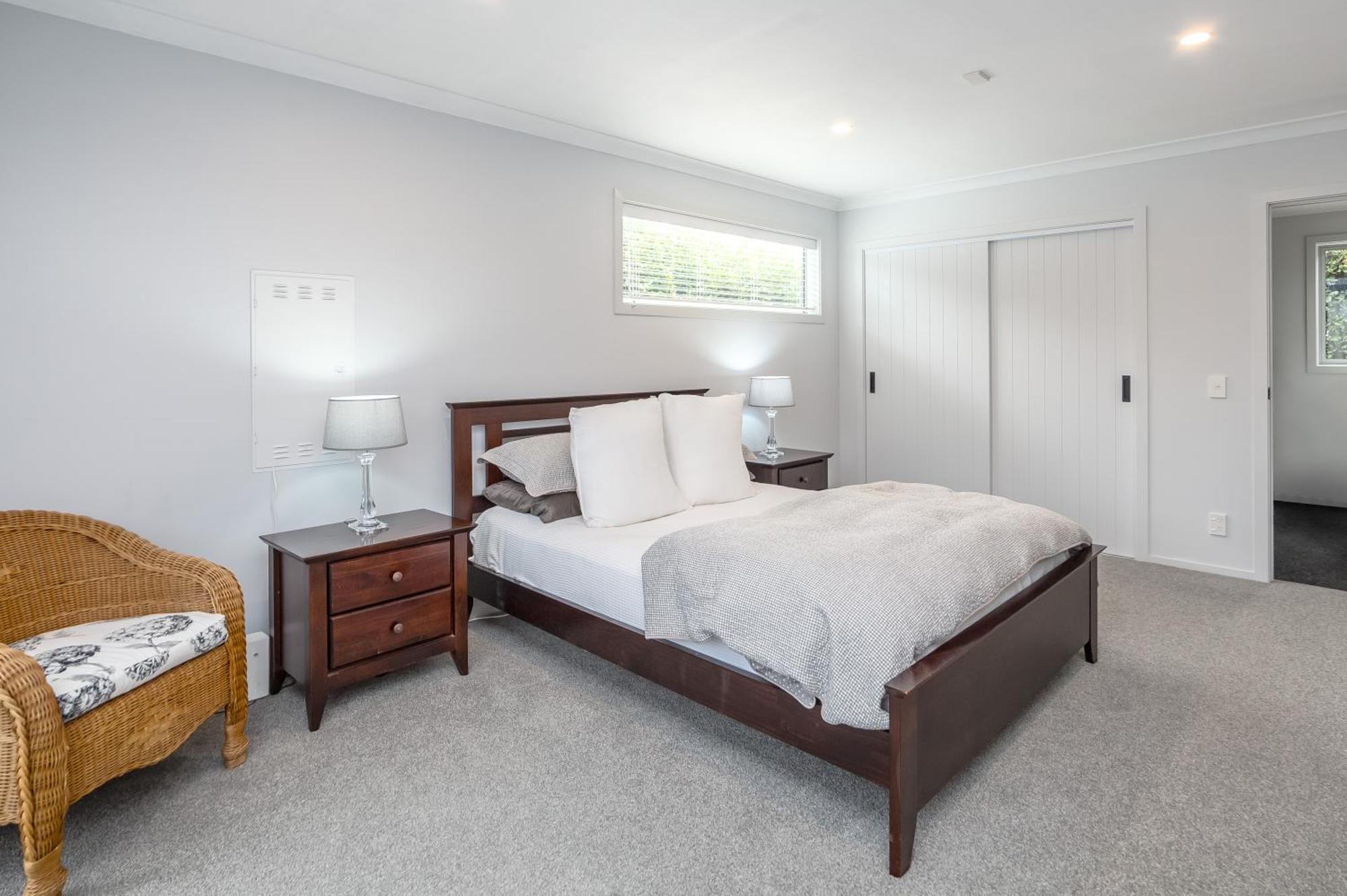 Wine Country Bach Villa Martinborough Exterior photo